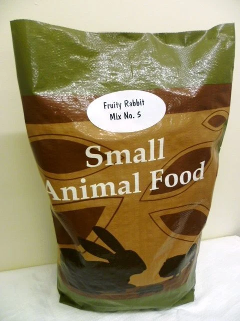 Henry Bell Rabbit Mix No 5 Fruity 15kg 1 Henry Bell Rabbit Mix No 5 Fruity 15kg