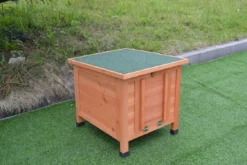 Sky Pet Products Cheltenham Shelter